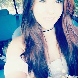 Meet your Posher, Ashley